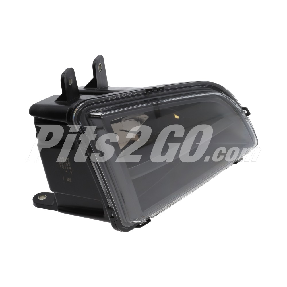 Faro neblinero derecho para Tractocamión, Marca Volvo, compatible con VNL image number 3