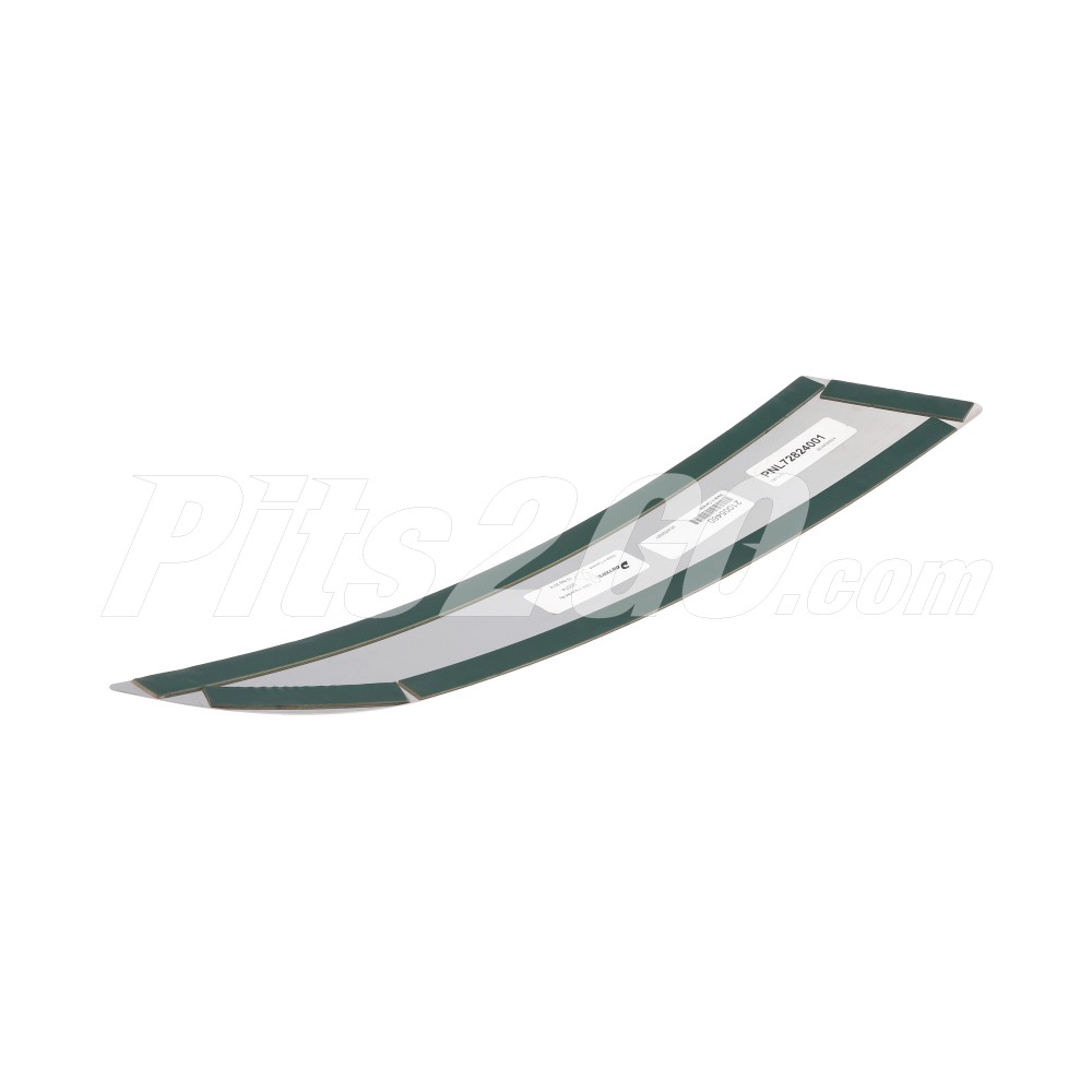 Moldura cromo para Tractocamión, Marca Volvo, compatible con VNL image number 3